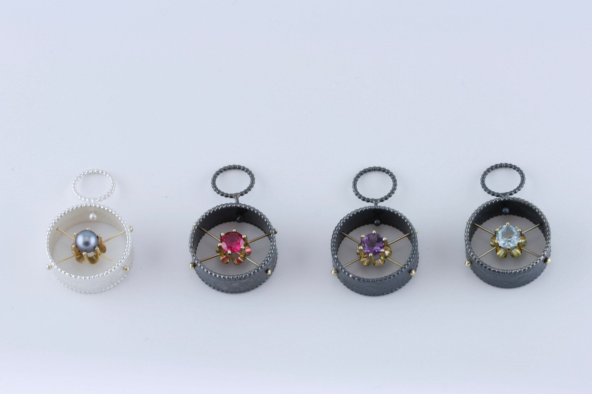sita falkena bedels , zilver, goud, parel steen