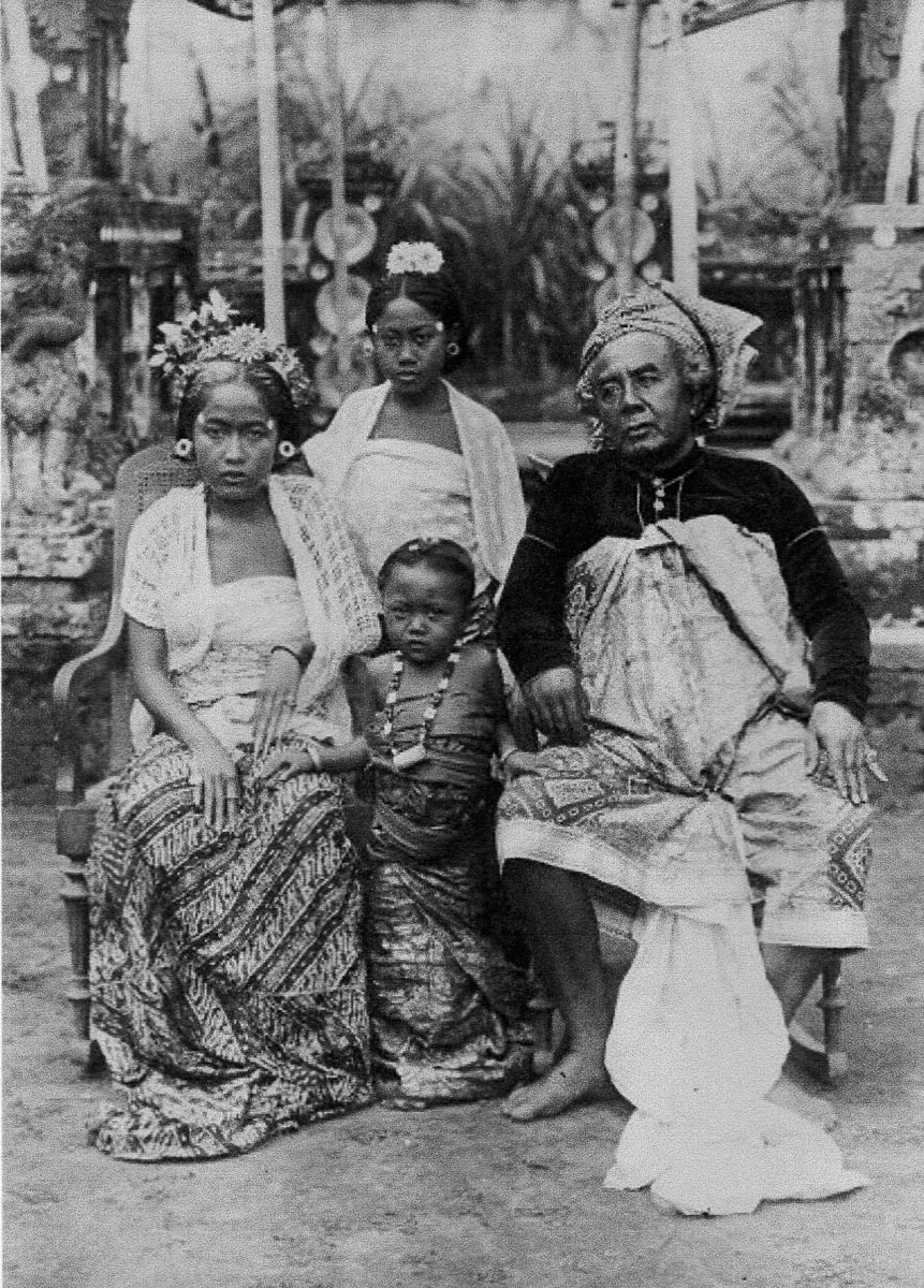 sita falkena foto navelstreng doosje tropenmuseum