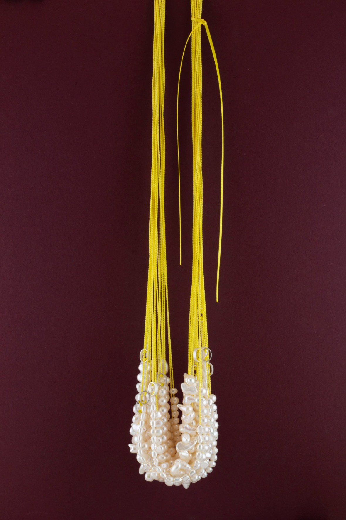 Sita Falkena, parel collier zijde zilver