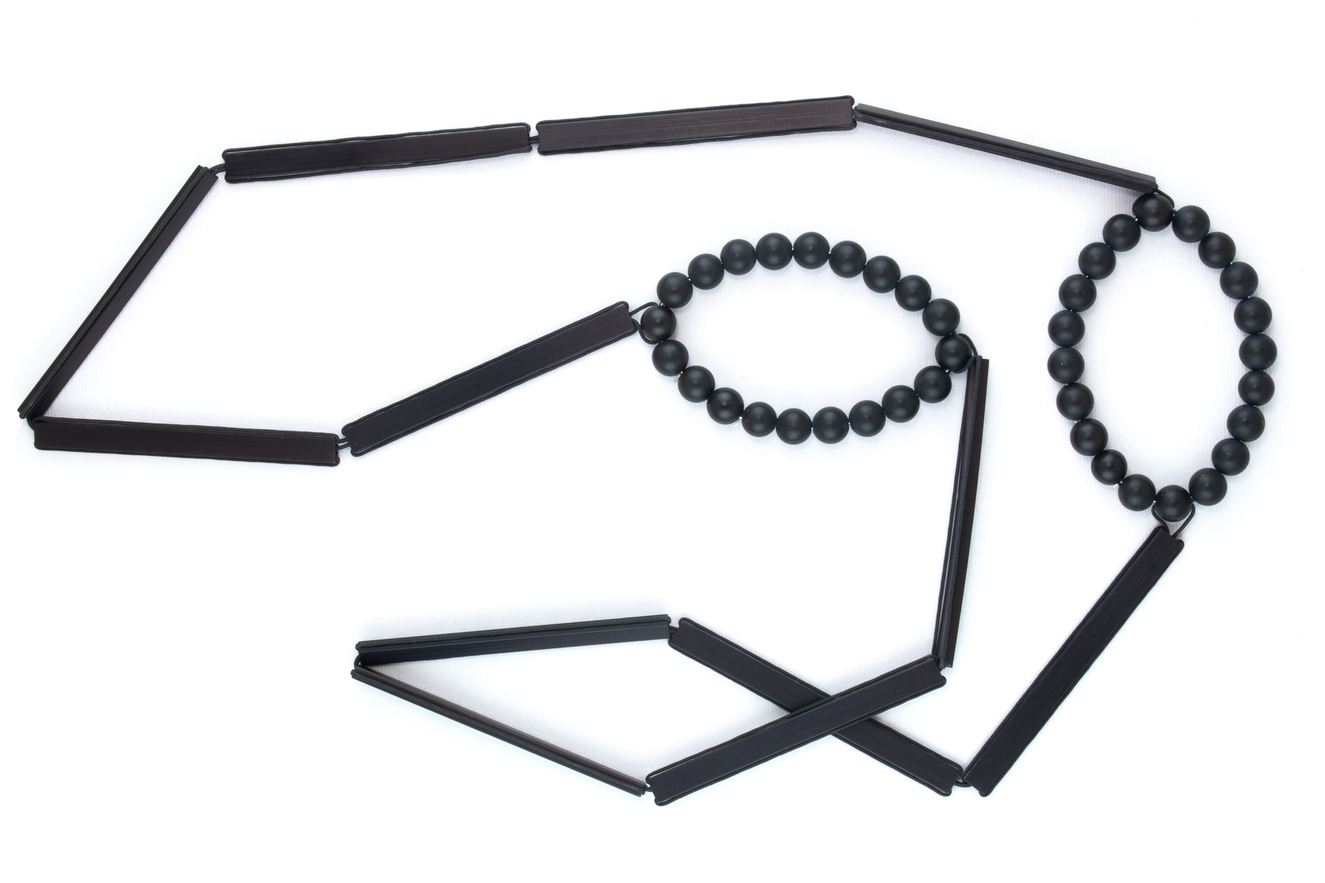 sita falkena collier met onyx en plastic